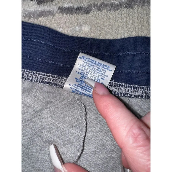 Champion Women's Jogger Pants and tank set Gray Size M Elastic Waist Casual - Picture 11 of 16